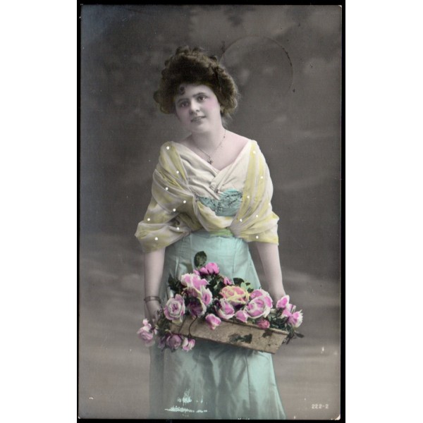 1913 TARİHLİ - ALMAN PULLU - KADIN TEMALI KARTPOSTAL (Yüksek kondisyonda)..